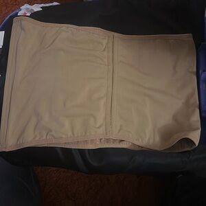 Woman’s shaper for the mid section